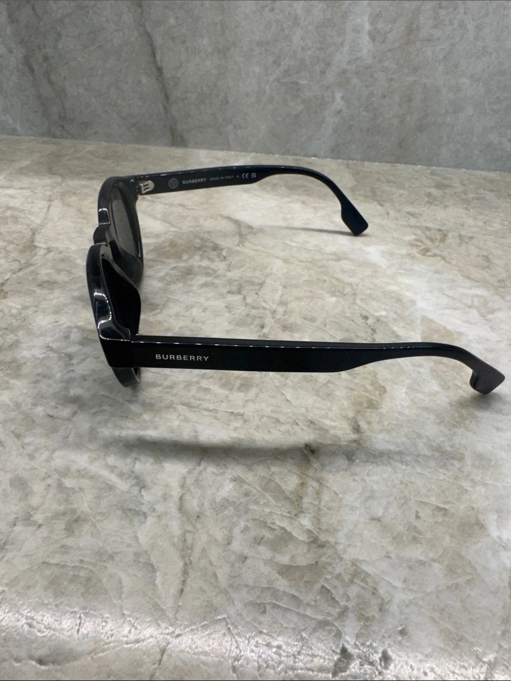 Burberry Black Round Men’s Sunglasses